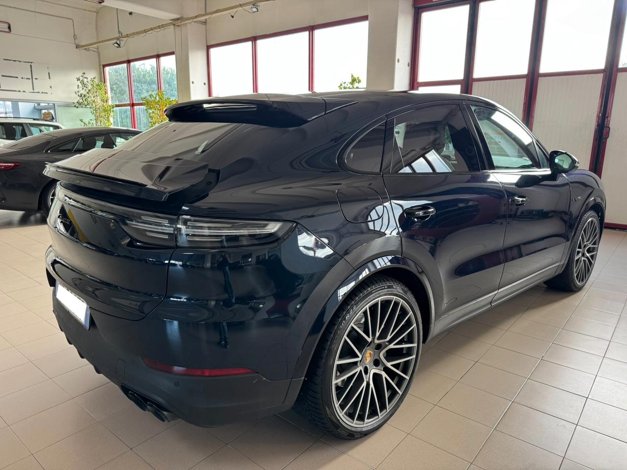 Cayenne Coupé 3.0 V6 E-Hybrid Tetto vetro R.Lega 22"