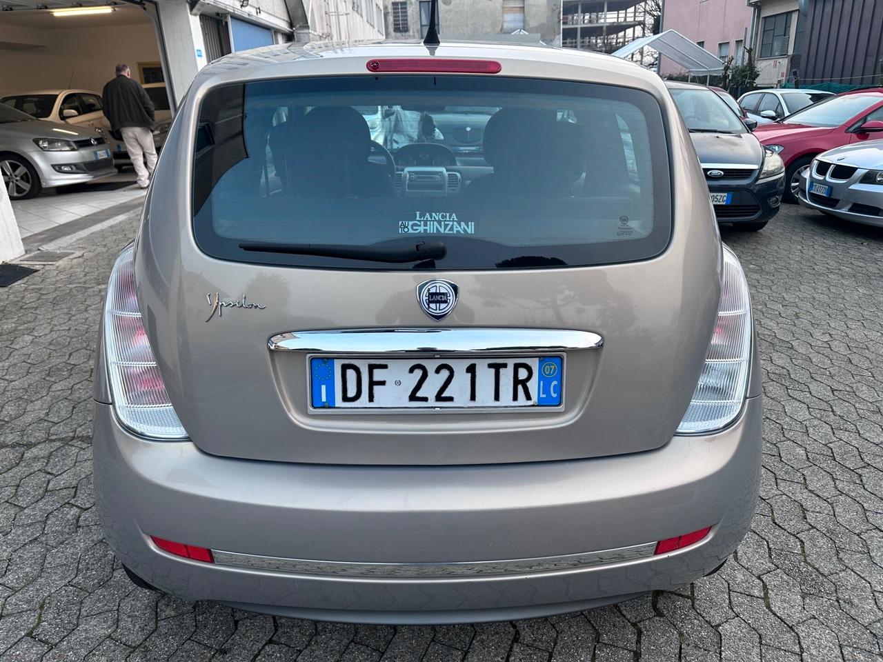 Lancia Ypsilon 1.2 Argento*NEOPATENTATI