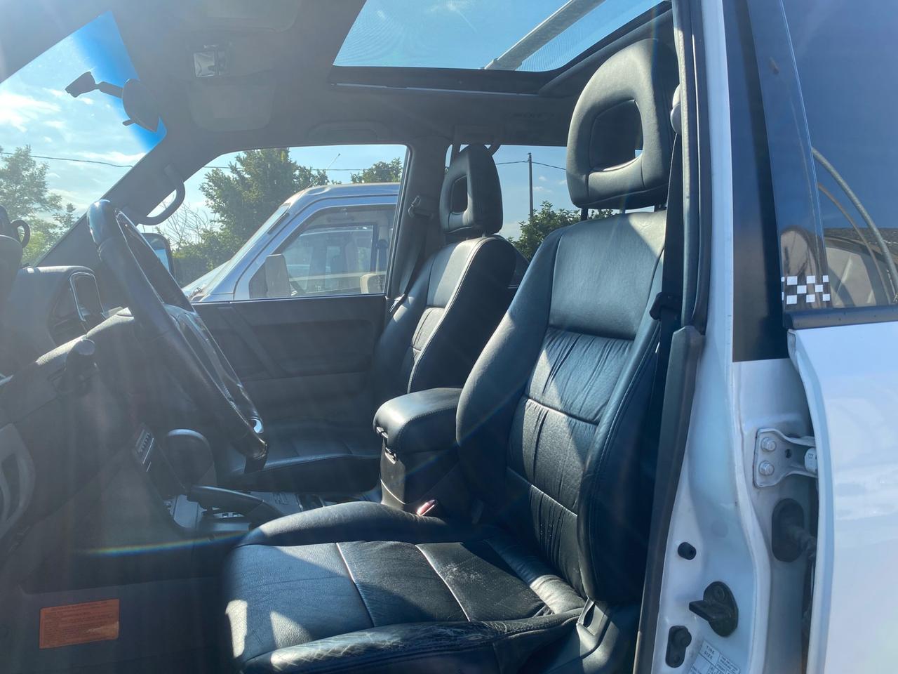 Mitsubishi Pajero 3.2 16V DI-D 5p. GLS2