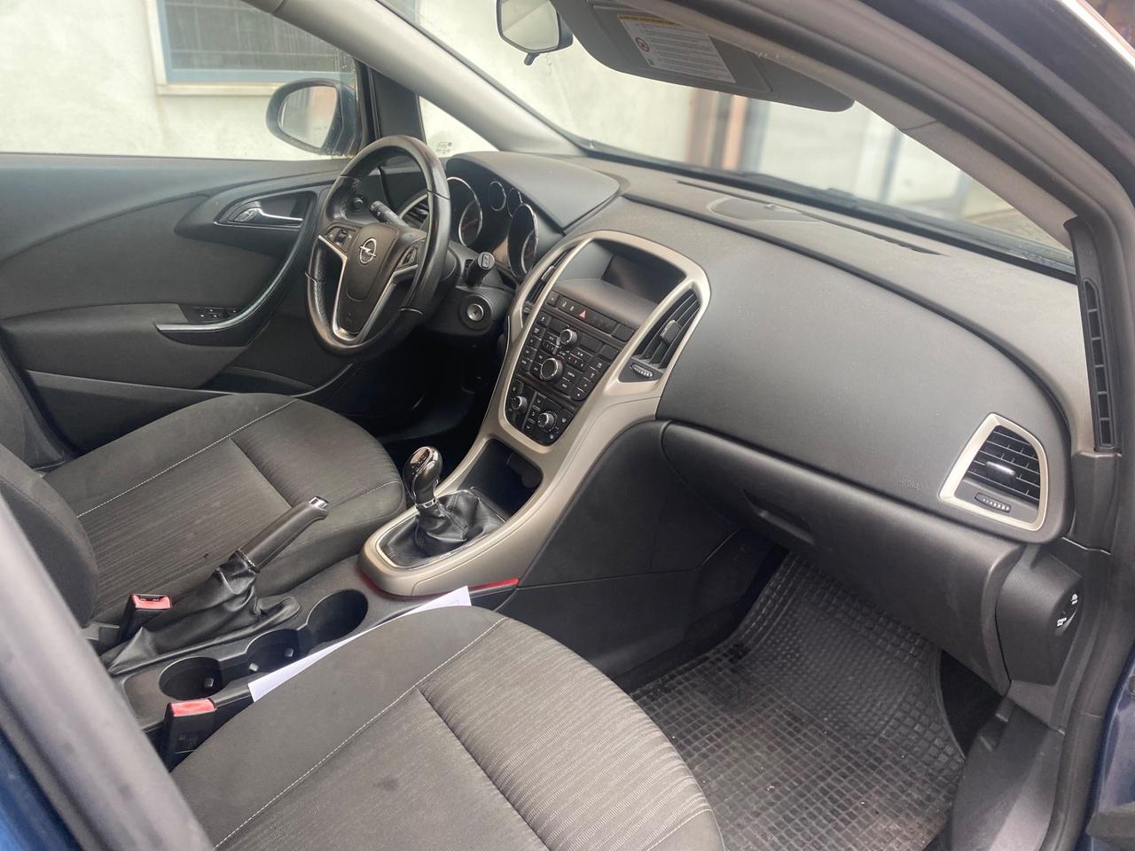 Opel Astra 1.4 Turbo 140CV Sports Tourer GPL Tech Elective