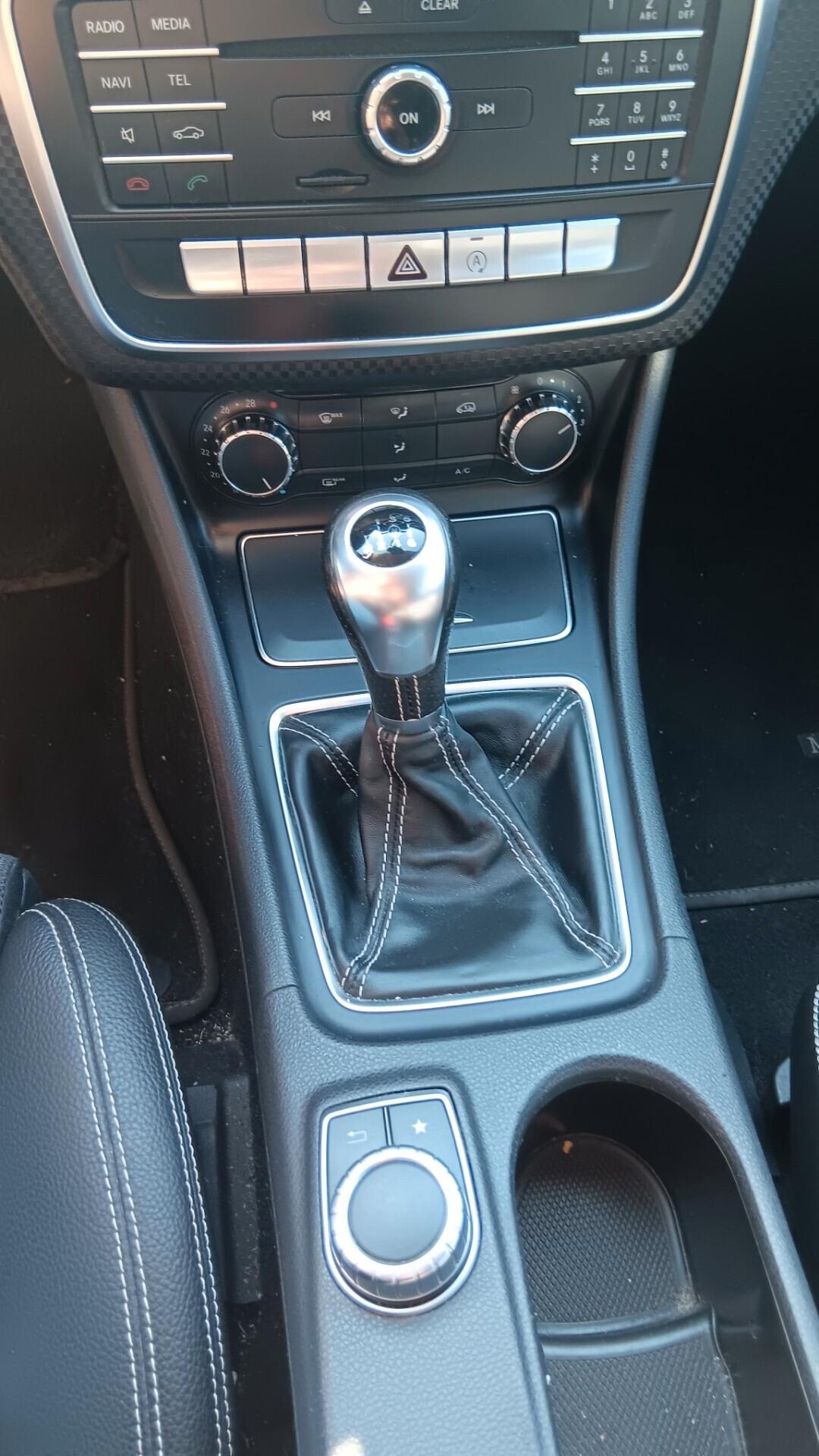 Mercedes-benz A 180 A 180 d Premium