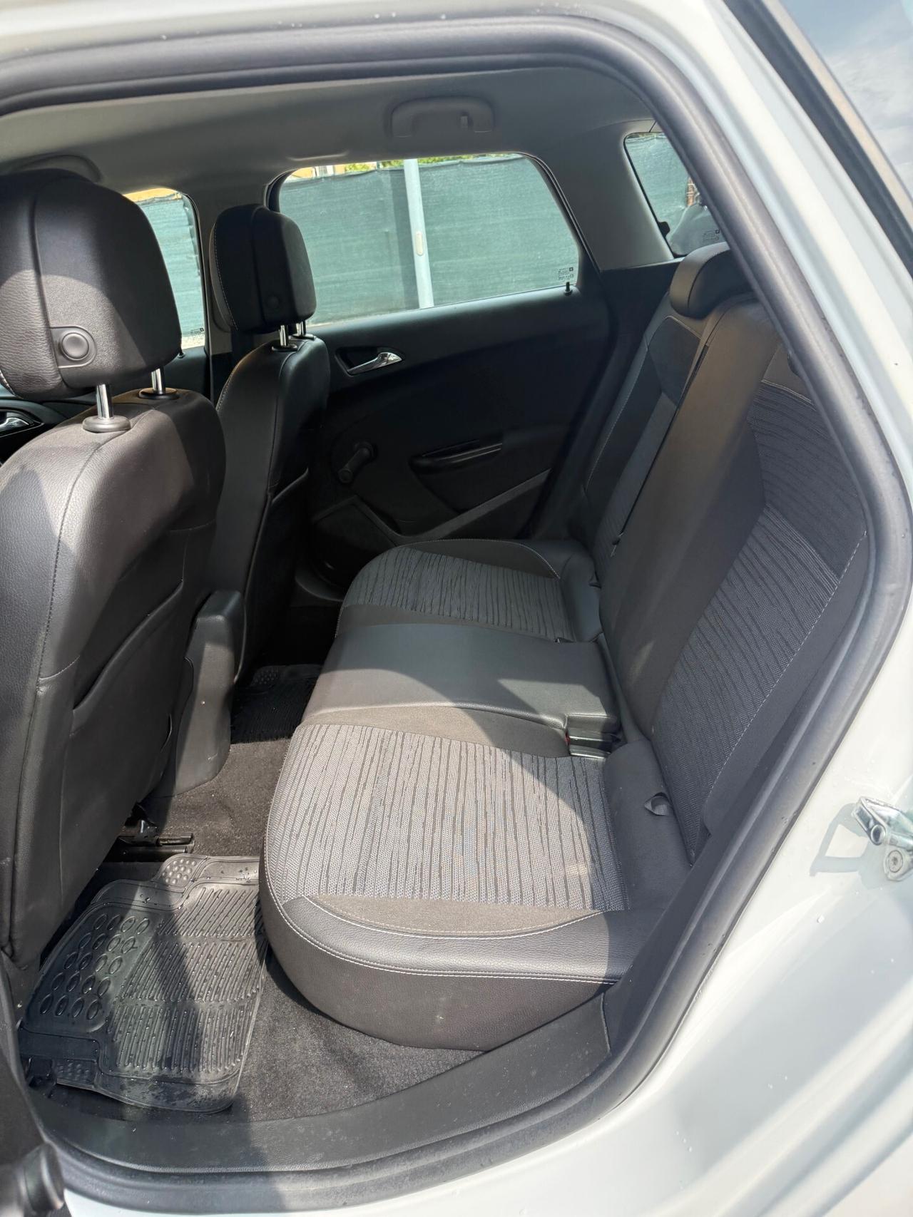 Opel Astra Sports Tourer 1.6 CDTI - 12 MESI DI GARANZIA -