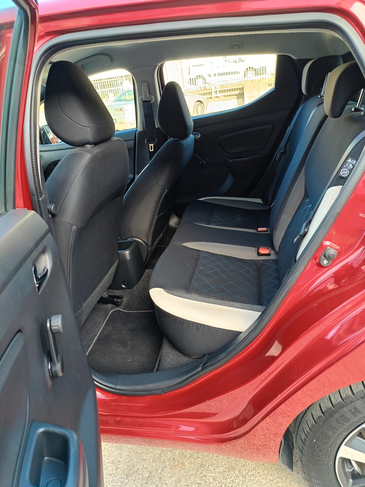 Nissan Micra 1.0L 12V 5 porte Visia+