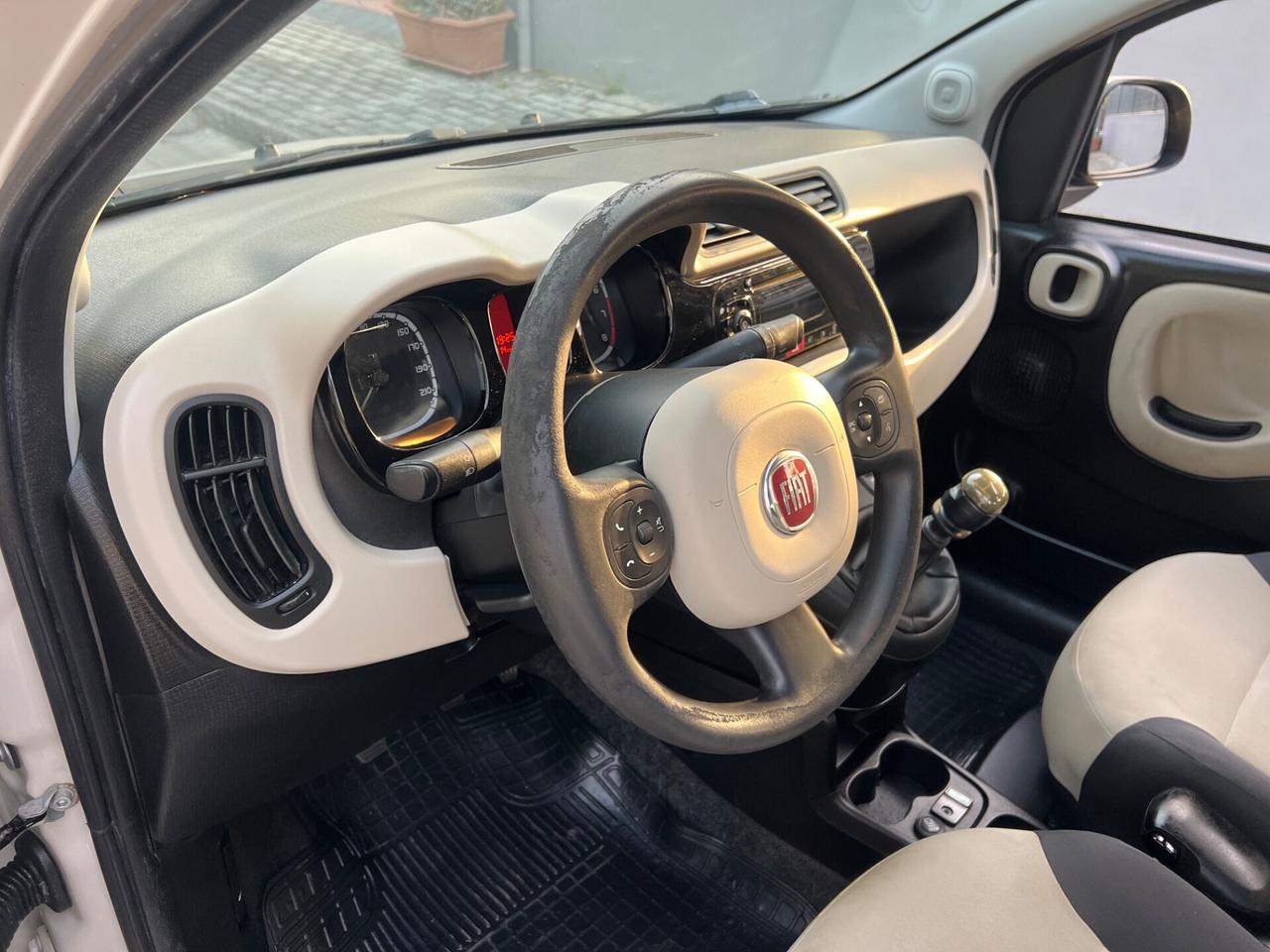 Fiat Panda 0.9 TwinAir Turbo Natural Power Lounge