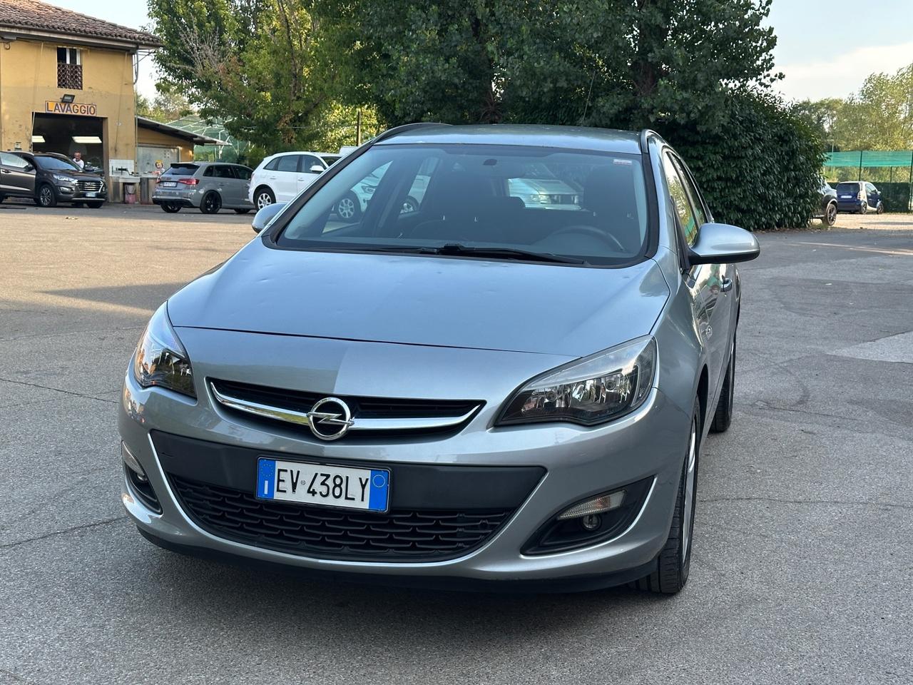Opel Astra 1.7 CDTI 110CV 140mila km