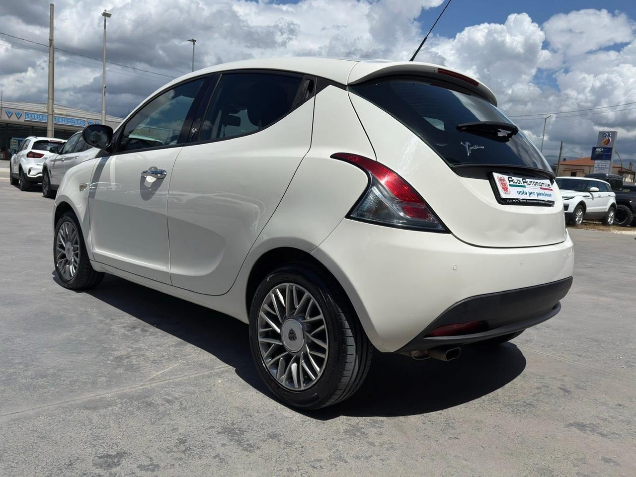 Lancia Ypsilon 1.3 MJT 16V 95 CV 5 porte S&S Platinum