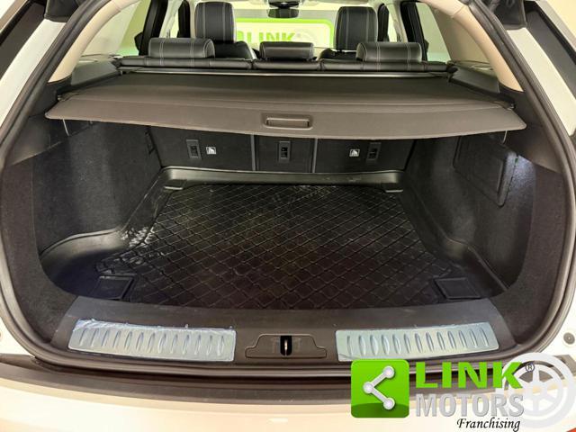 LAND ROVER Range Rover Velar 2.0D I4 240 CV R-Dynamic HSE - MOTORE 15000 KM