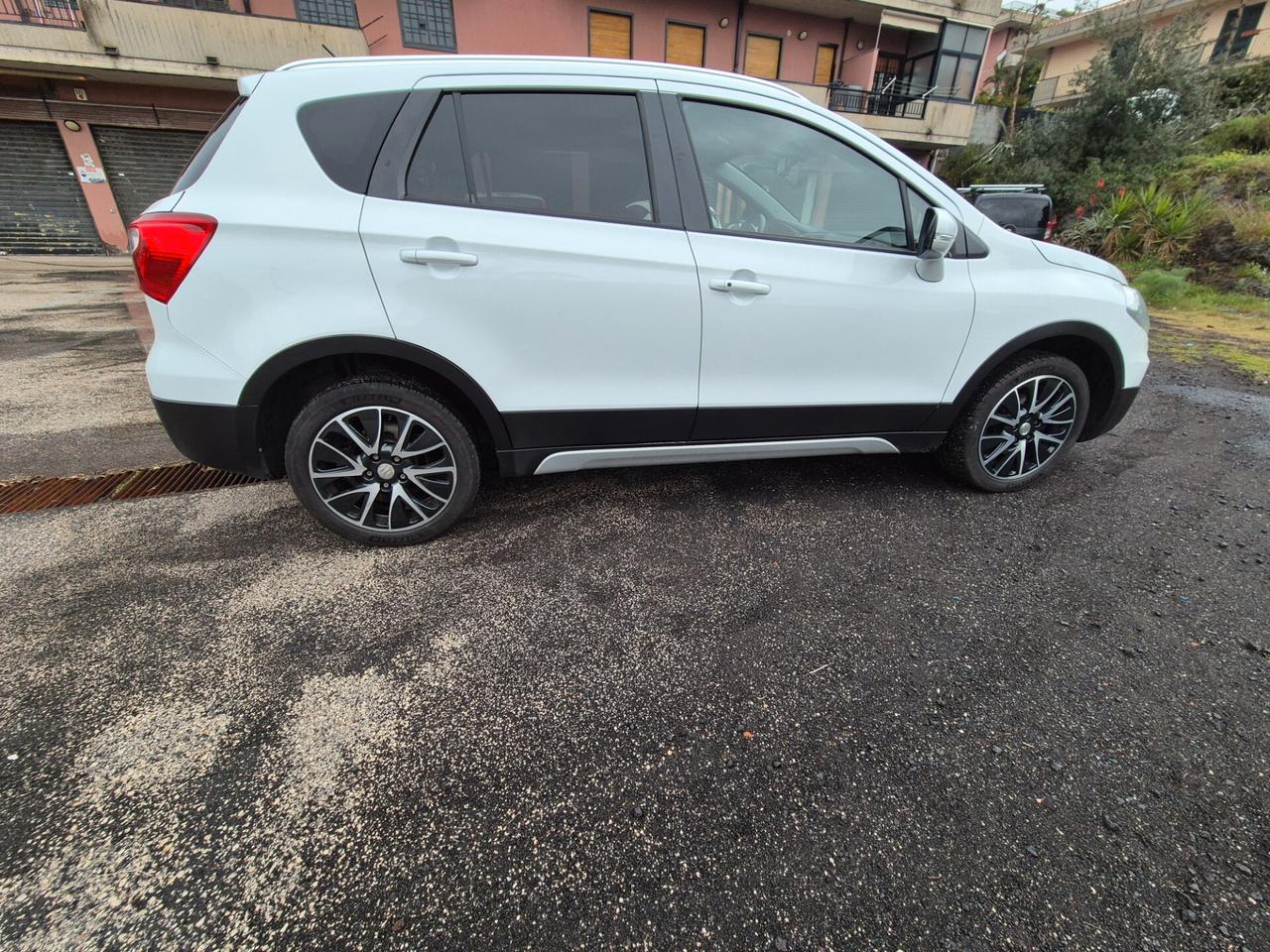 Suzuki S-Cross 1.6 DDiS 120 cv Gancio Traino 2014