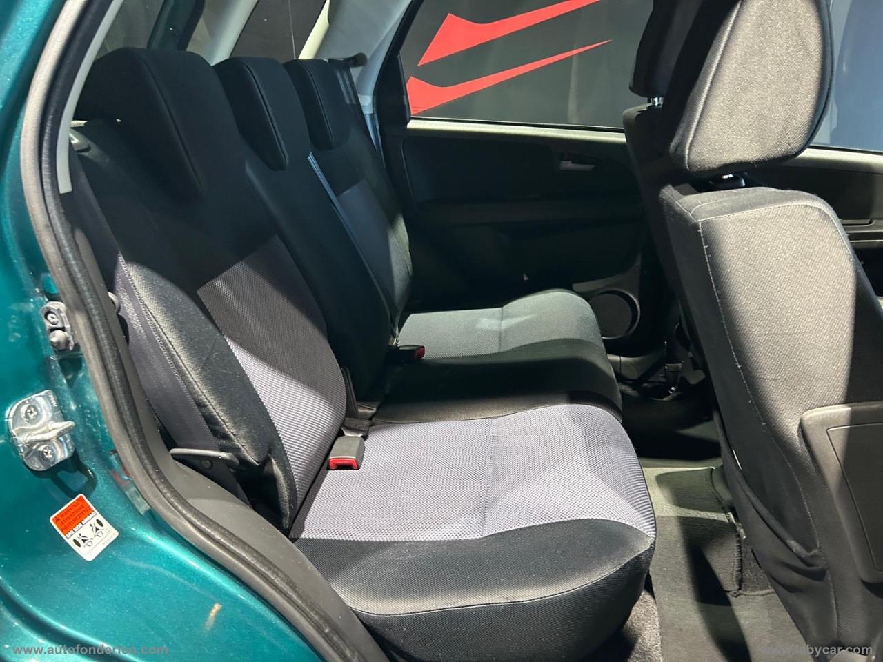 FIAT Sedici 1.9 MJT 4x4 Dynamic