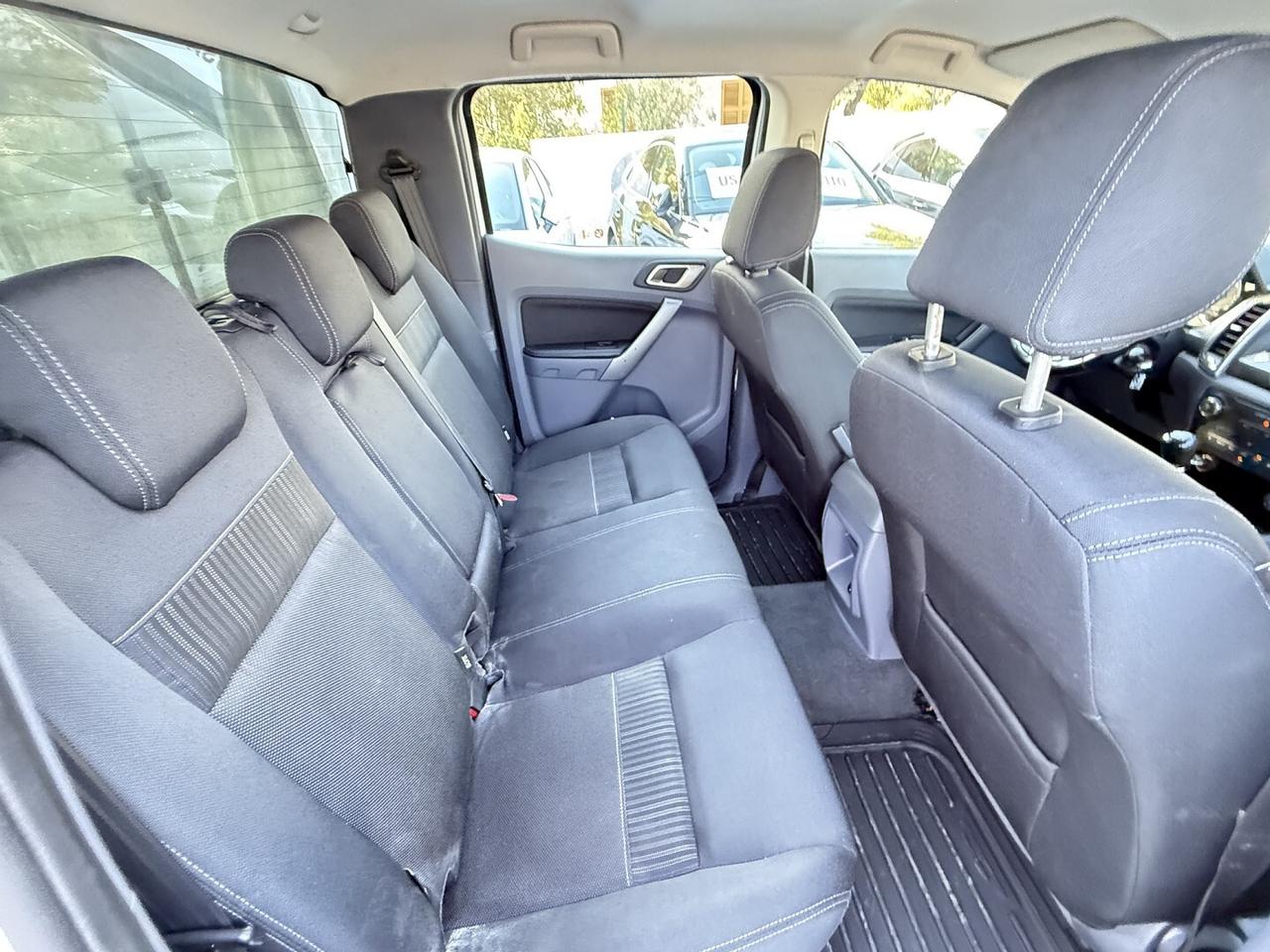 FORD RANGER 2.2 DOPPIA CABINA CAMBIO MANUALE
