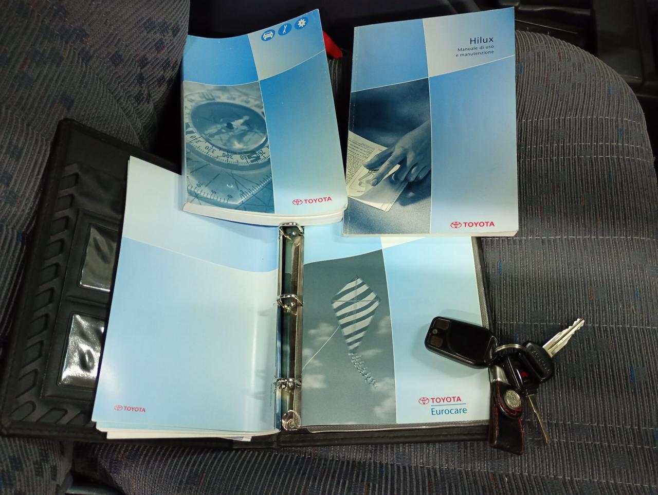 Toyota Hilux 2.5 D-4D 4WD 4p.Double Cab Pup.SR5