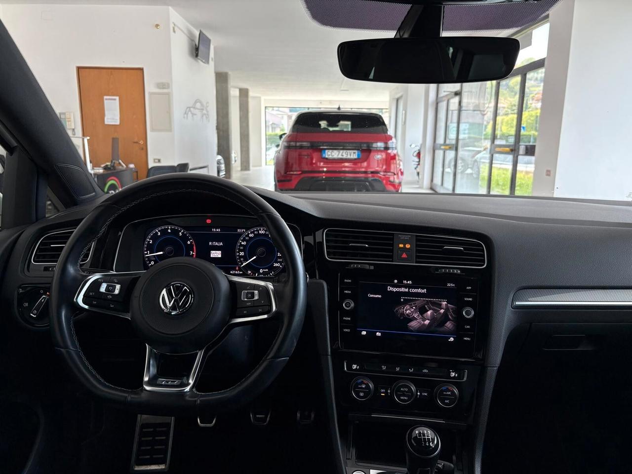 Volkswagen Golf 1.5 TSI 5p. R-LINE