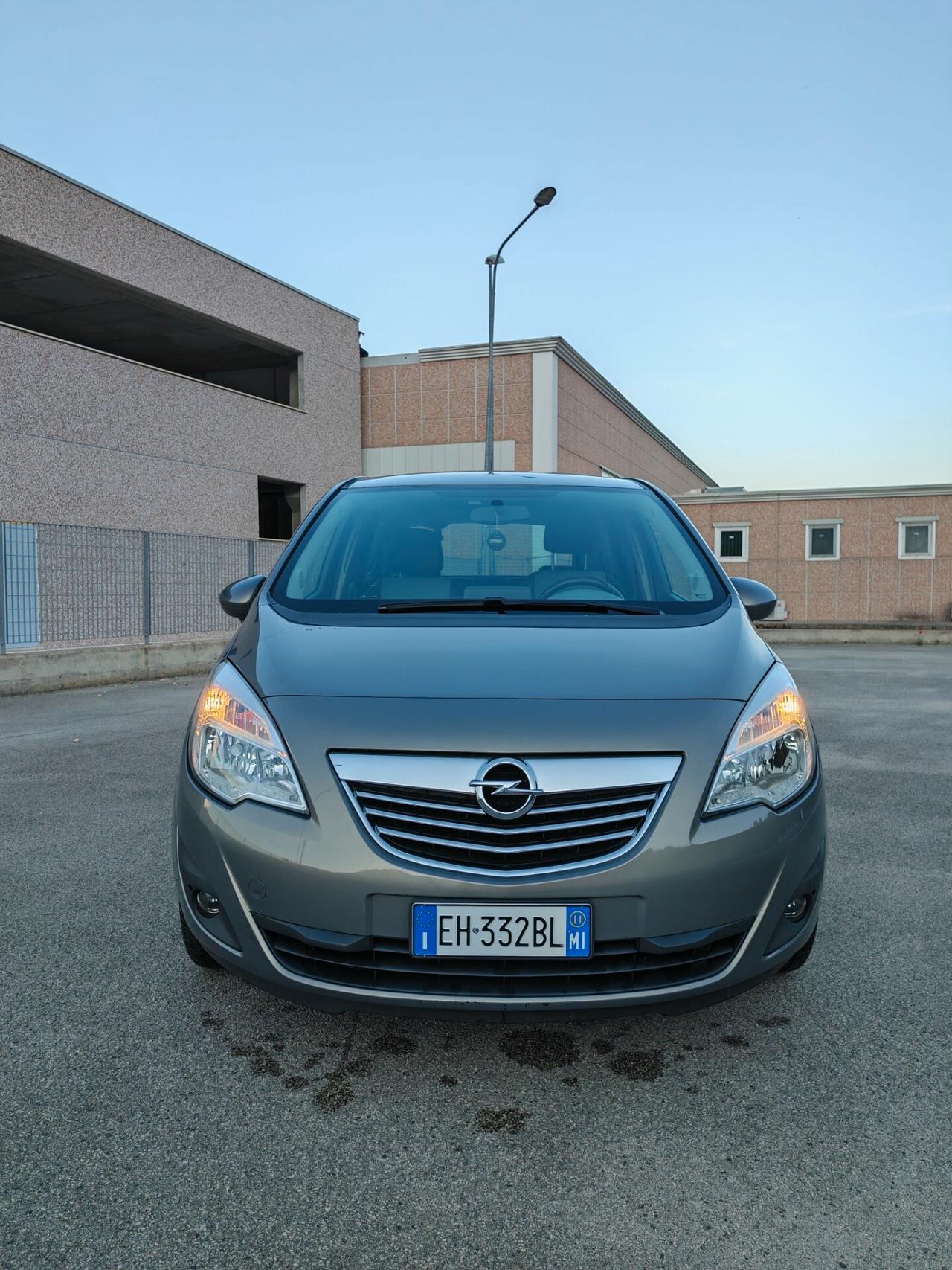 Opel Meriva 1.7 CDTI 110CV b-color Panoramic