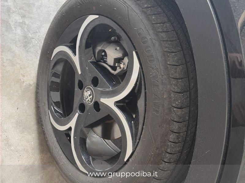 Alfa Romeo Junior 1.2 ibrida Speciale 145cv edct6
