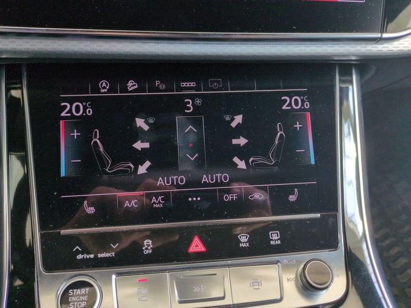 Audi Q8 50 TDI 210kW quattro tip. S Line Edition