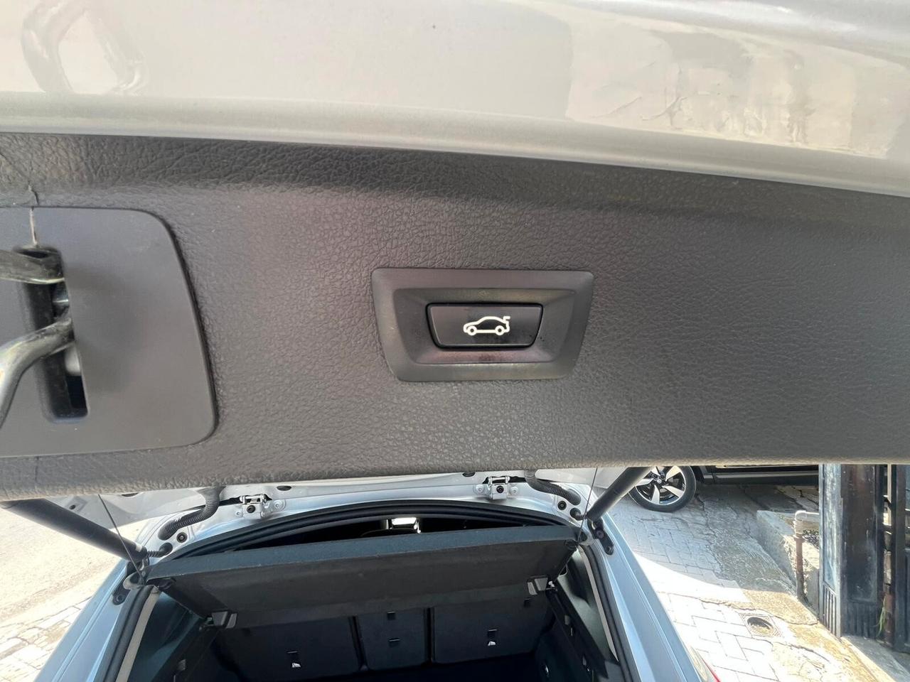 Bmw 2er Active Tourer 218d Sport