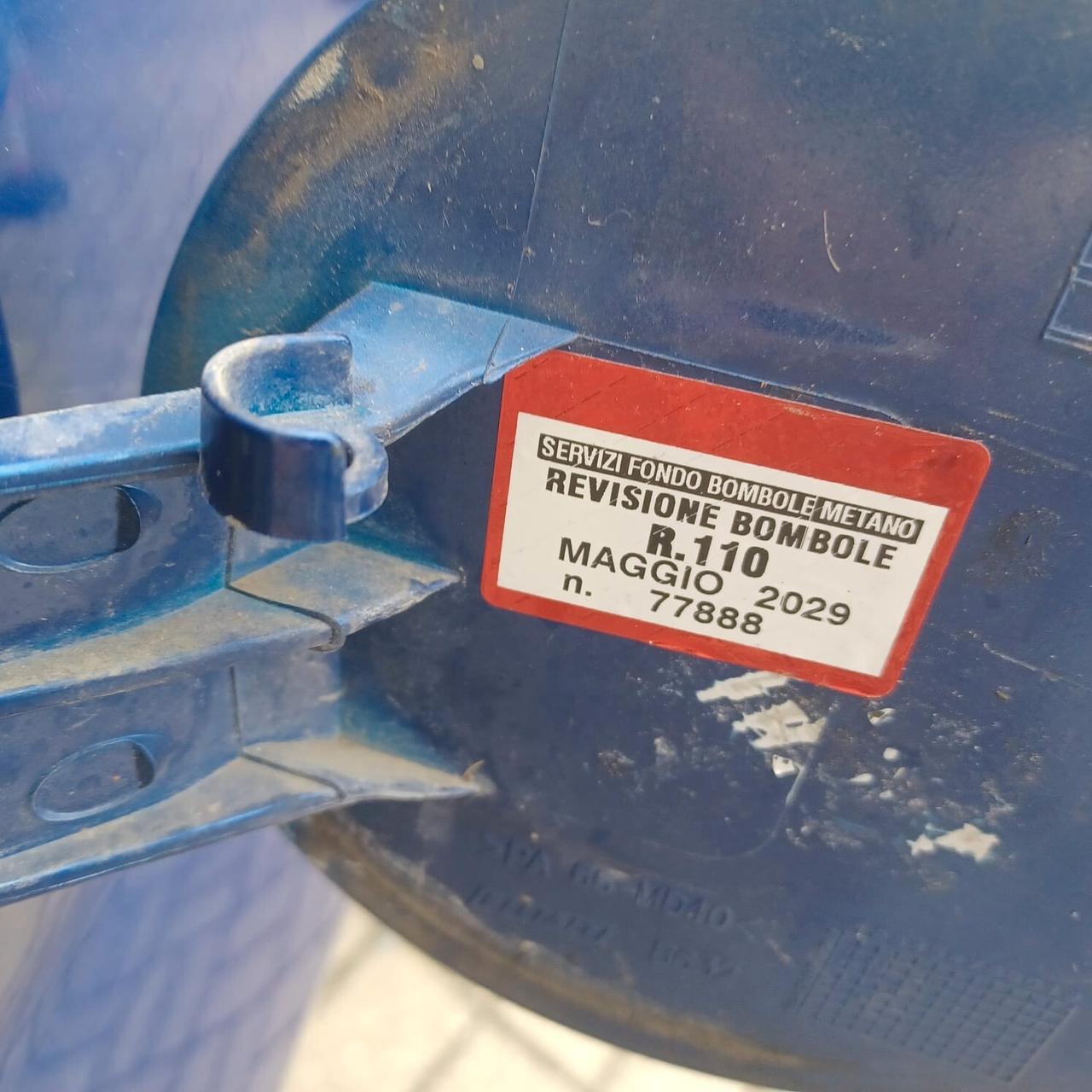 NEOPATENTATI G. PUNTO 1.4 BENZINA / METANO DI FABBRICA