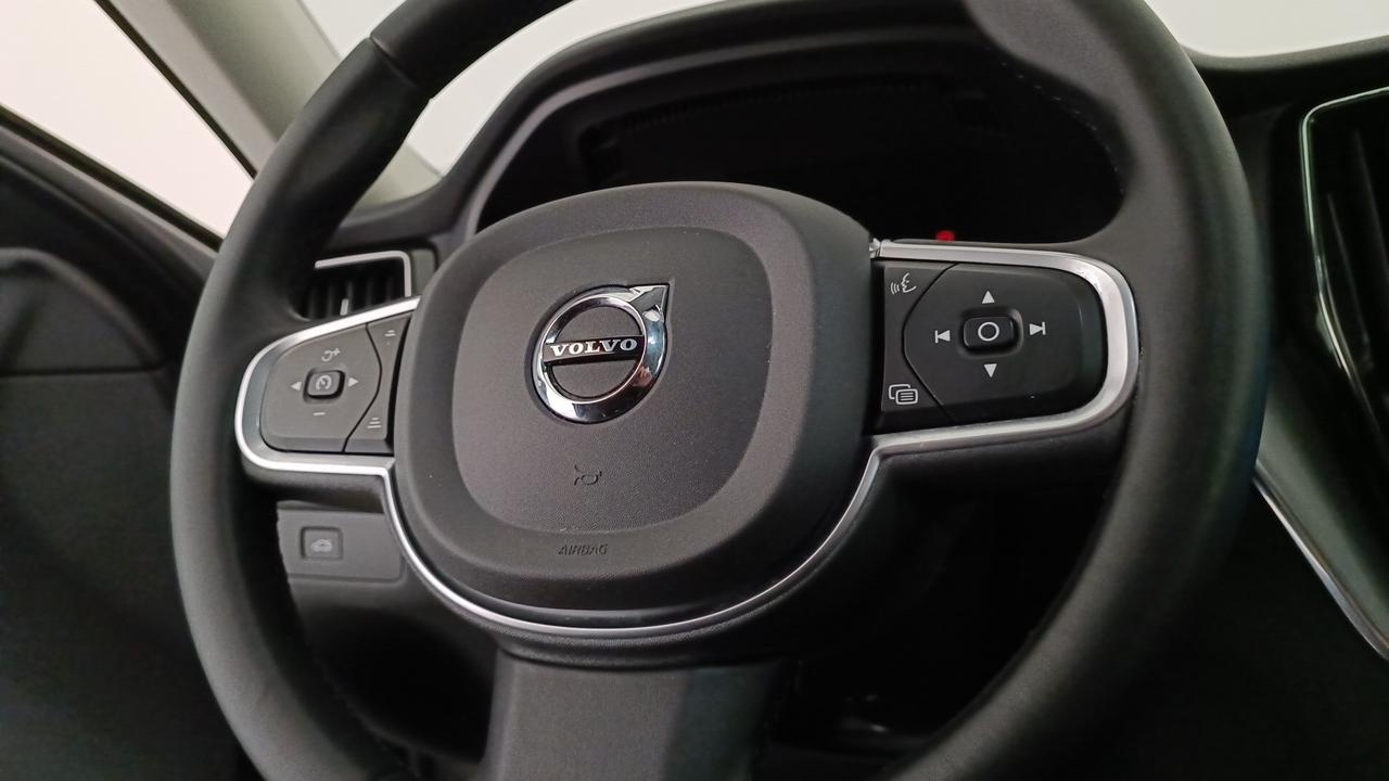 VOLVO XC60 2.0 b4 Core auto