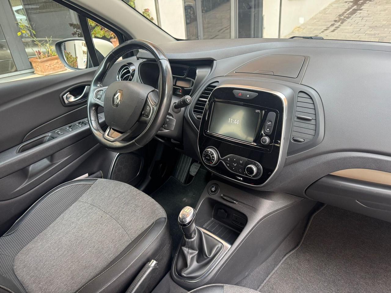 RENAULT Captur dCi 8V 90CV S&S Sport Edition2