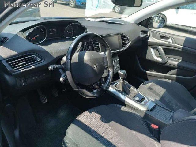 PEUGEOT 308 308 SW 1.2 puretech t Allure S tg : GB507HF