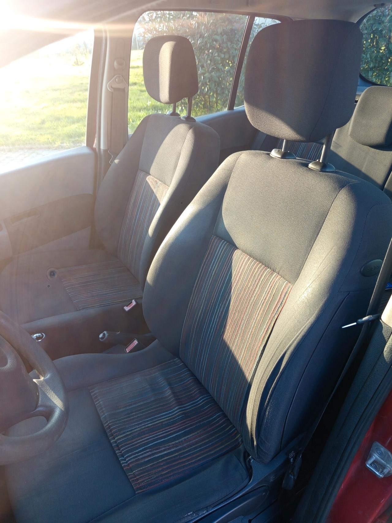 Renault Modus Grand 1.2 16V Dynamique