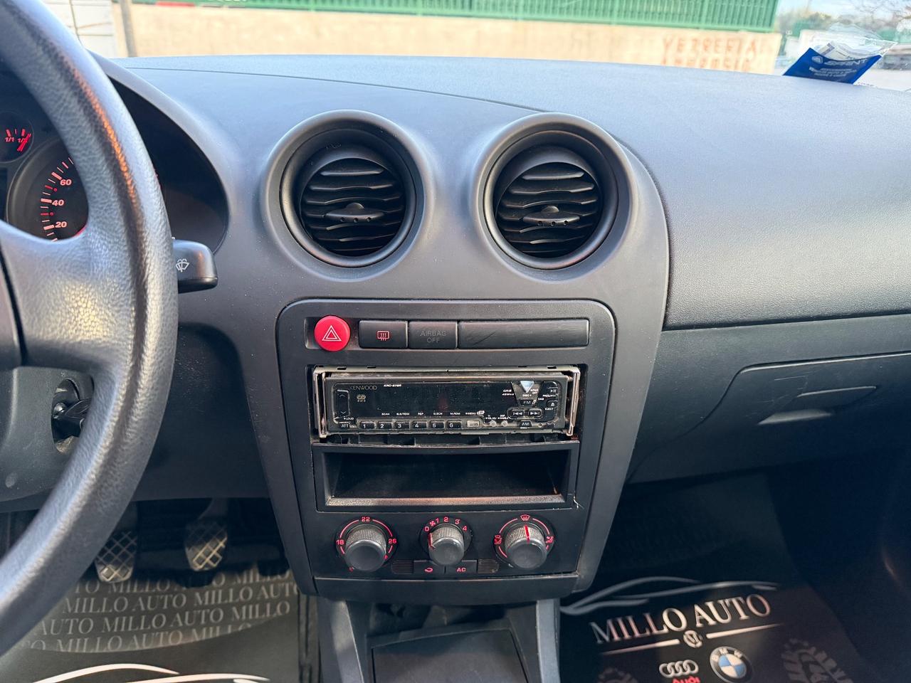 Seat Ibiza 1.2 12V 3p. Stella 33.000KM