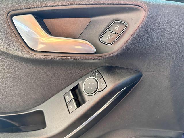 FORD Fiesta 1.0 Ecoboost 100 CV 5 porte ST-Line OK NEOPATENTAT