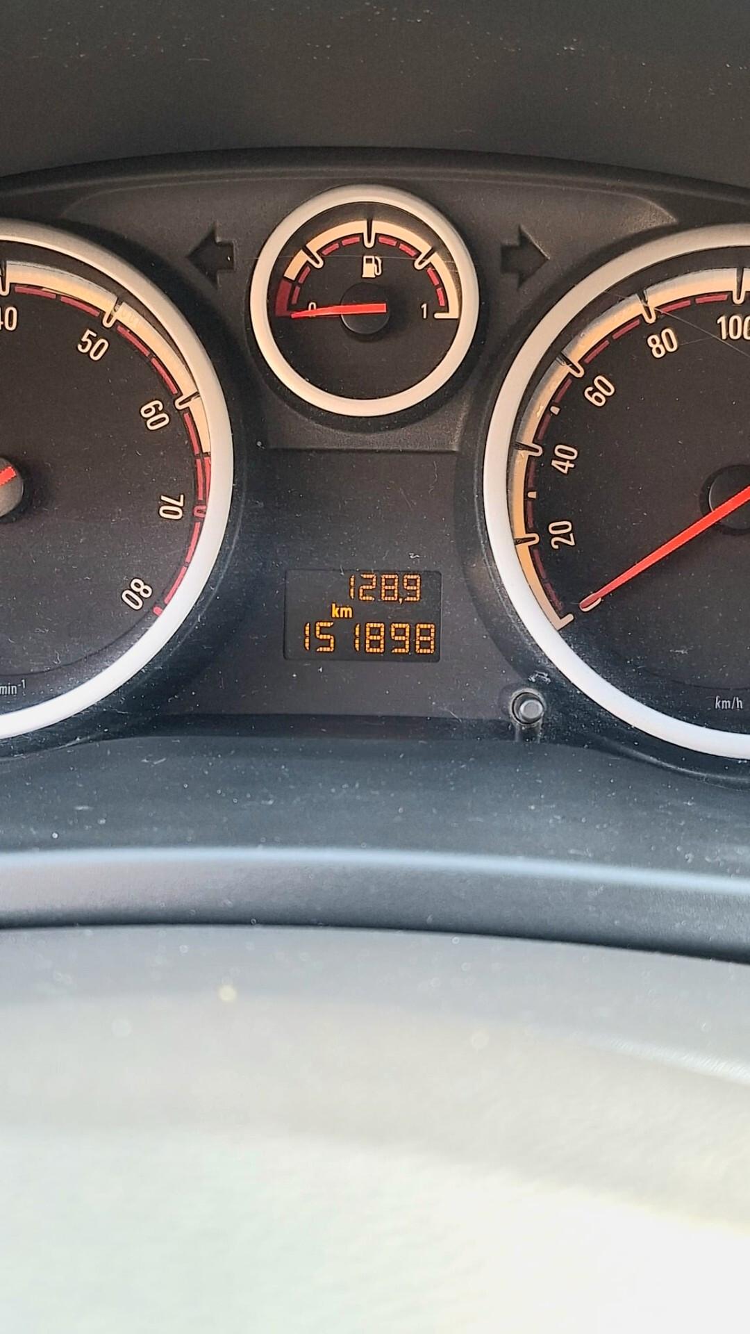 Opel Corsa 1.2 Benzina 5 porte Club