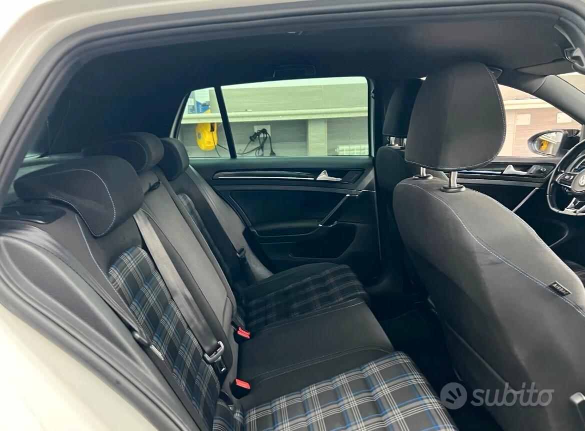 Volkswagen Golf GTE 1.4 TSI DSG 5p. Plug-In-Hybrid