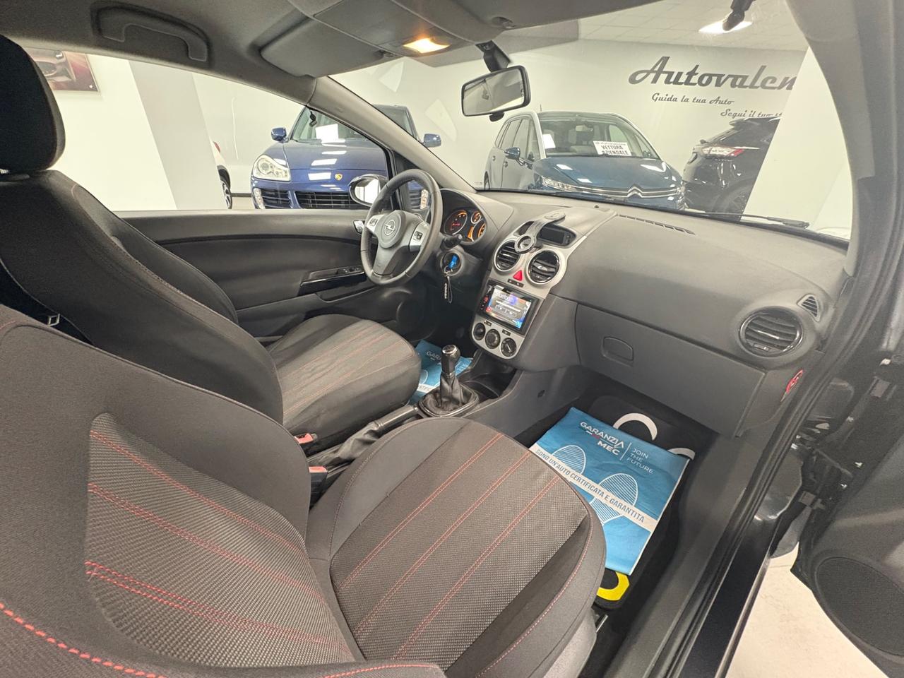 Opel Corsa 1.4 B 100cv 2010 km128000 neopatentati