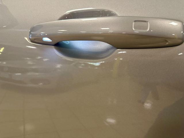 VOLVO XC60 B4 automatico FULL LED NAVI APPLE CAR 30.000 KM