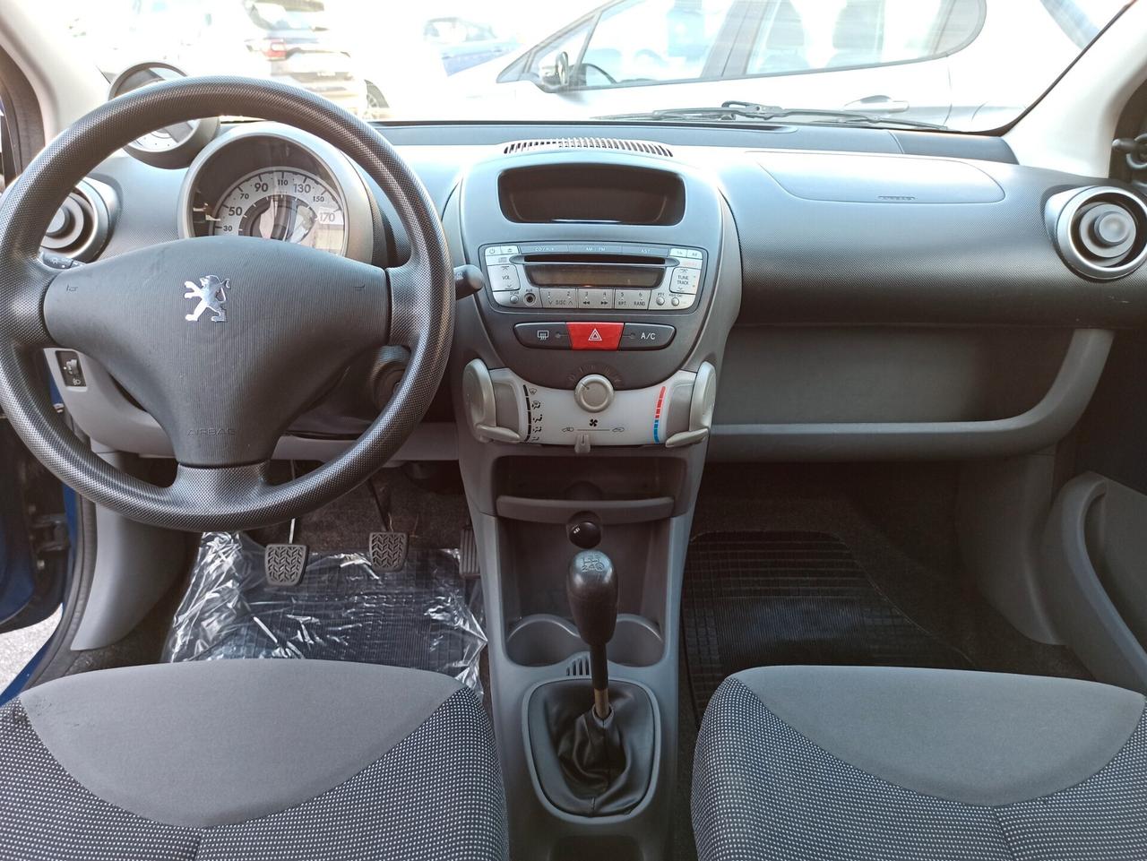 Peugeot 107 1.0 68CV 5p. Plaisir