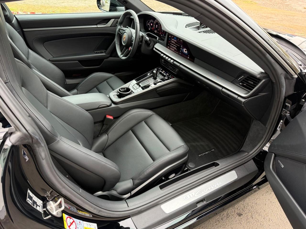 Porsche 911 Carrera