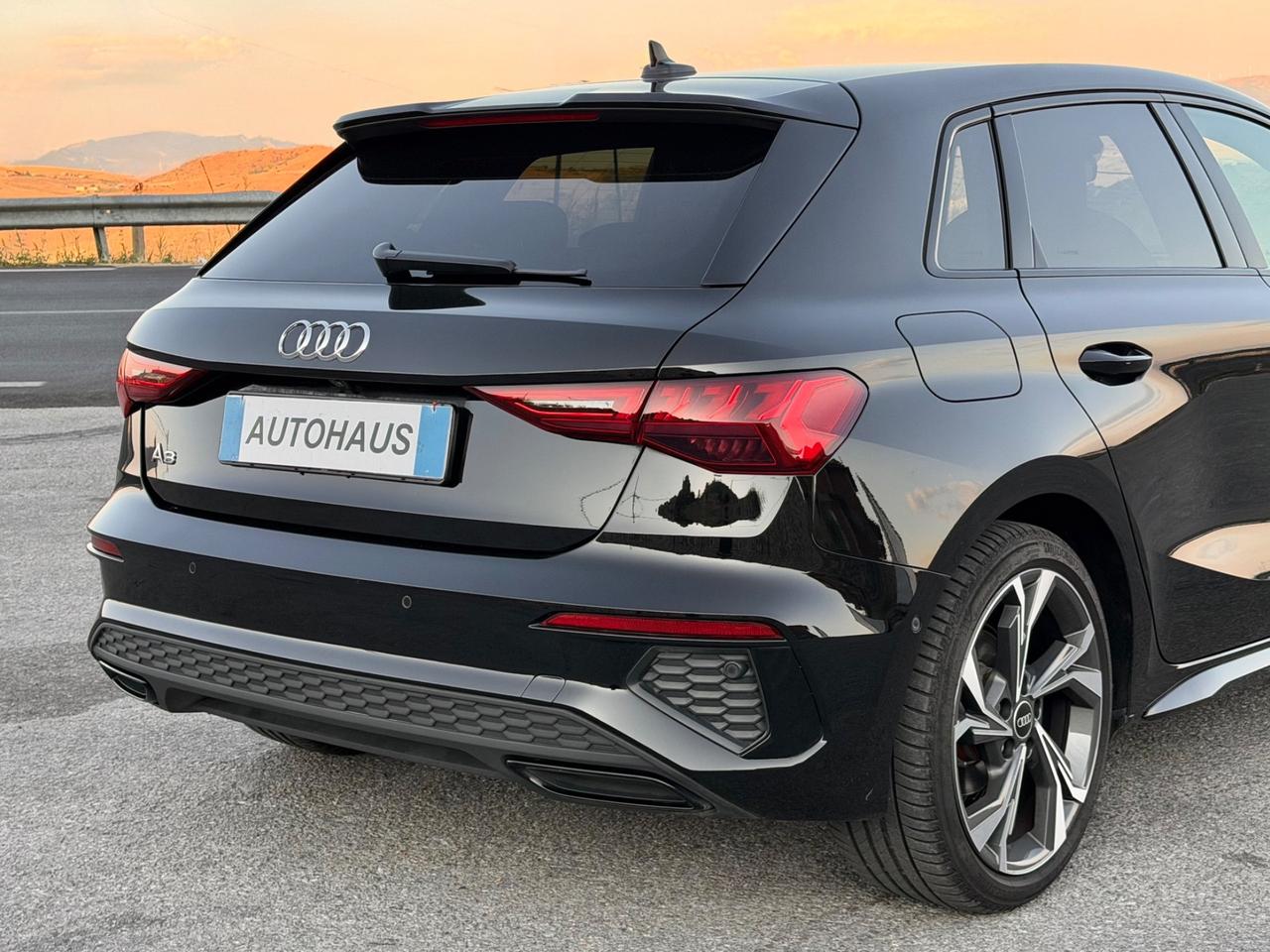 Audi A3 Sportback 35 TDI 150cv S-line 30.000km