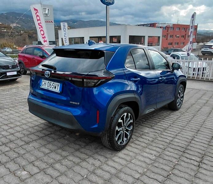 Toyota Yaris Cross 1.5 Hybrid 5p. E-CVT AWD-i Trend