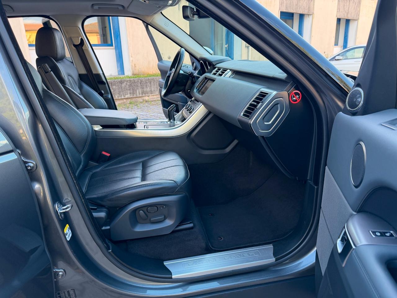 Land Rover Range Sport 3.0 TDV6 HSE Dynamic