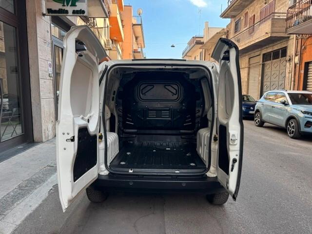 Fiat Fiorino 1.3 MJT 95CV Combinato SX