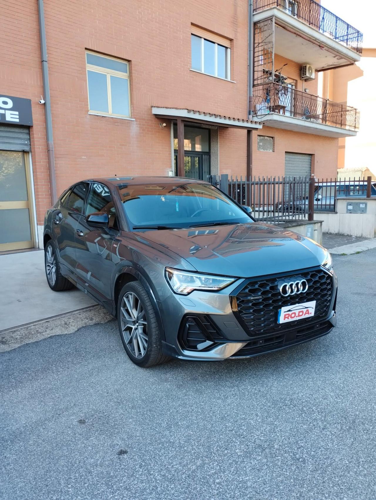 Audi Q3 SPB 35 TFSI S tronic line edition