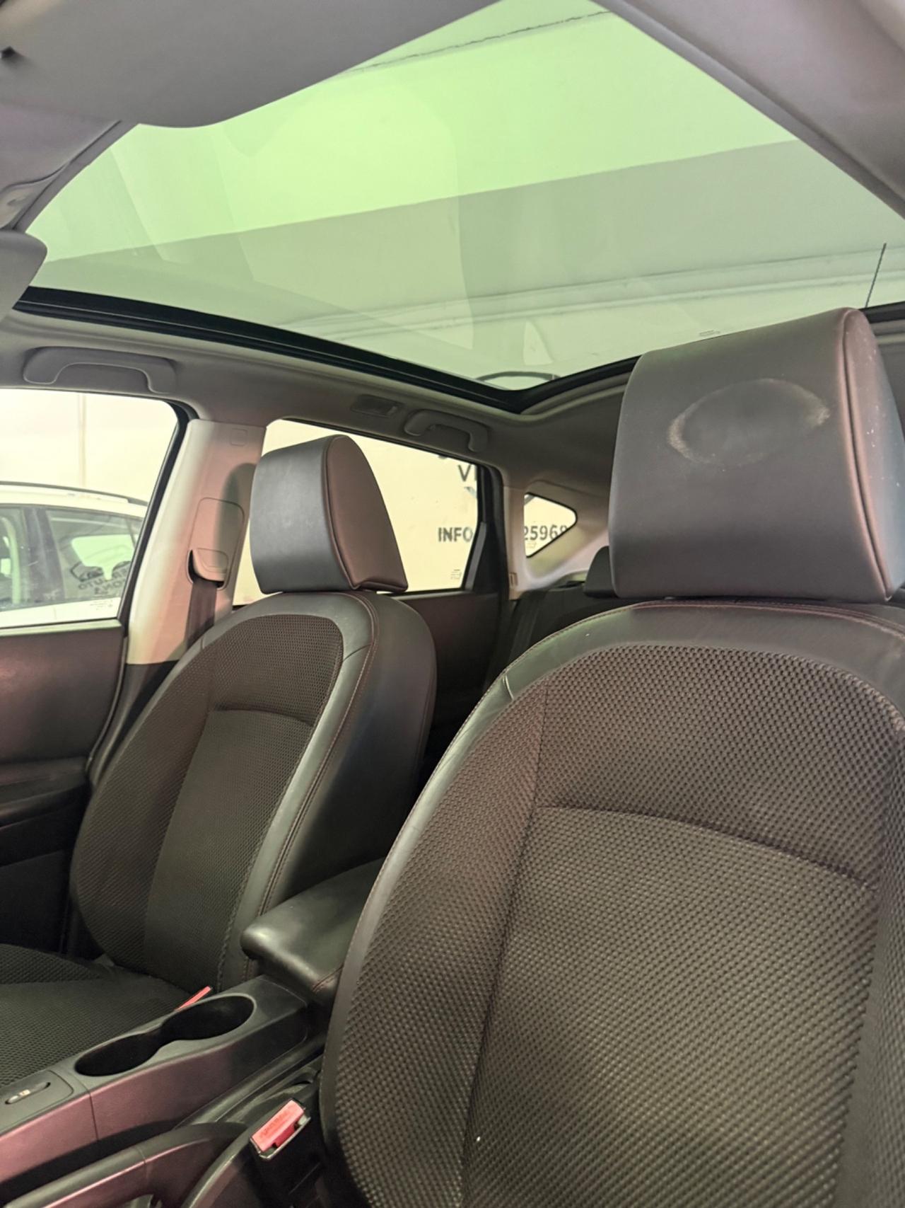 Nissan Qashqai 2.0 dCi DPF 4WD Tekna