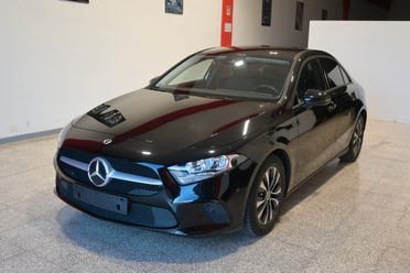 MERCEDES-BENZ A 180D SEDAN 116CV AUTOMATIC BUSINESS SOLUTION ( CRUISE - NAVI PREMIUM - MIRROR - PARK ASSIST - TELECAMERA POST. )