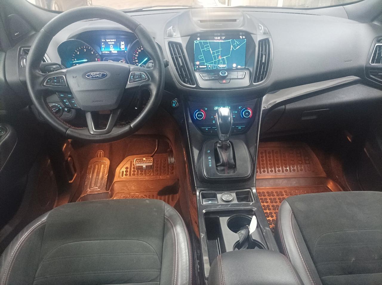 Ford Kuga 2.0 TDCI 150 CV S&S 4WD Powershift ST-Line