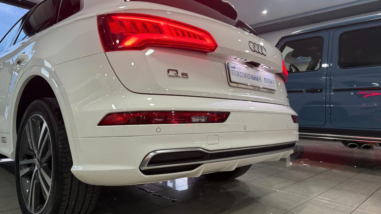 Audi Q5 40 TDI quattro S line plus tetto uff italia