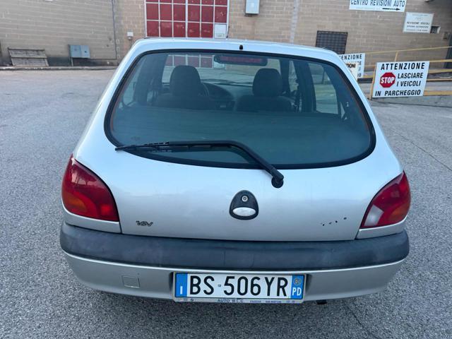 FORD Fiesta 1.2i 16V cat 5p Four senza nessun lavoro da fare