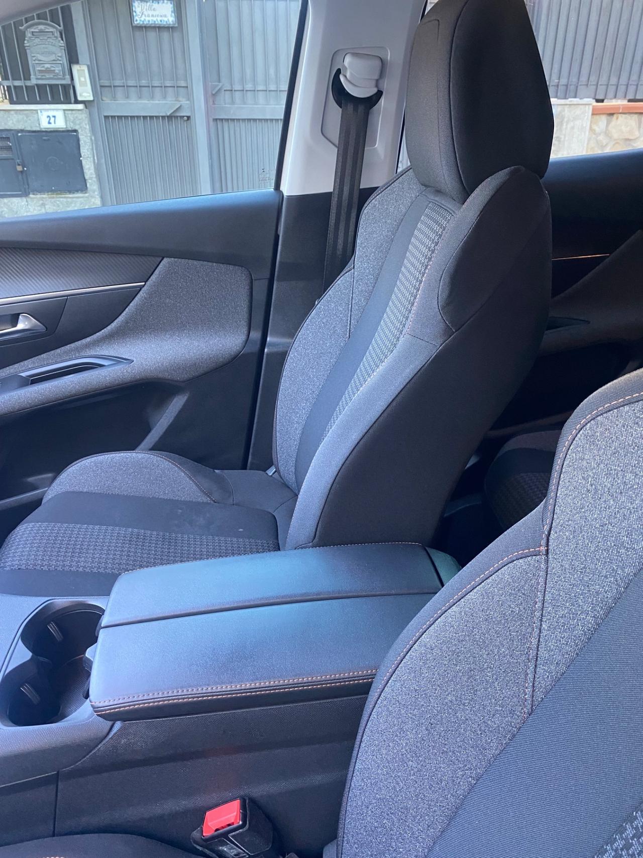 Peugeot 3008 HDI 2020 Full Navi Automatico F1