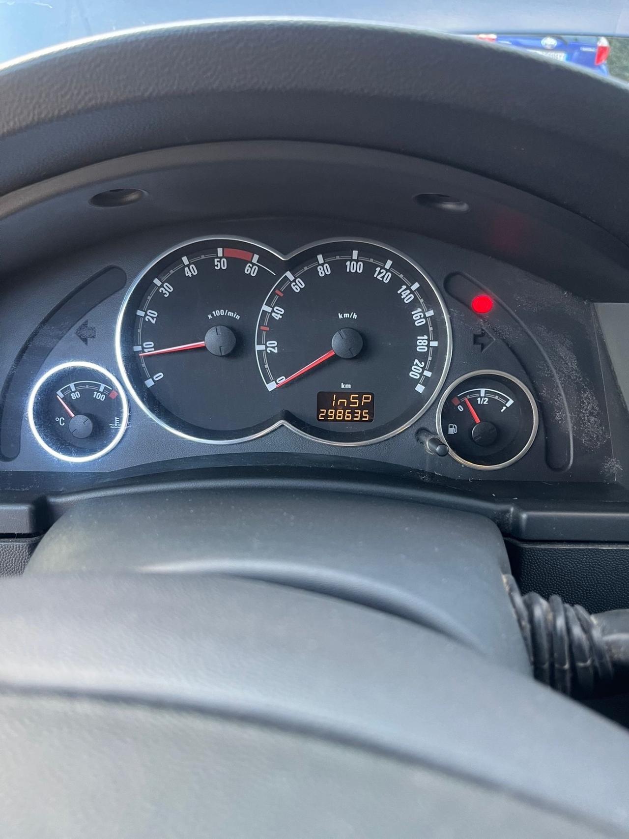 Opel Meriva 1.7 Diesel - Gancio Traino