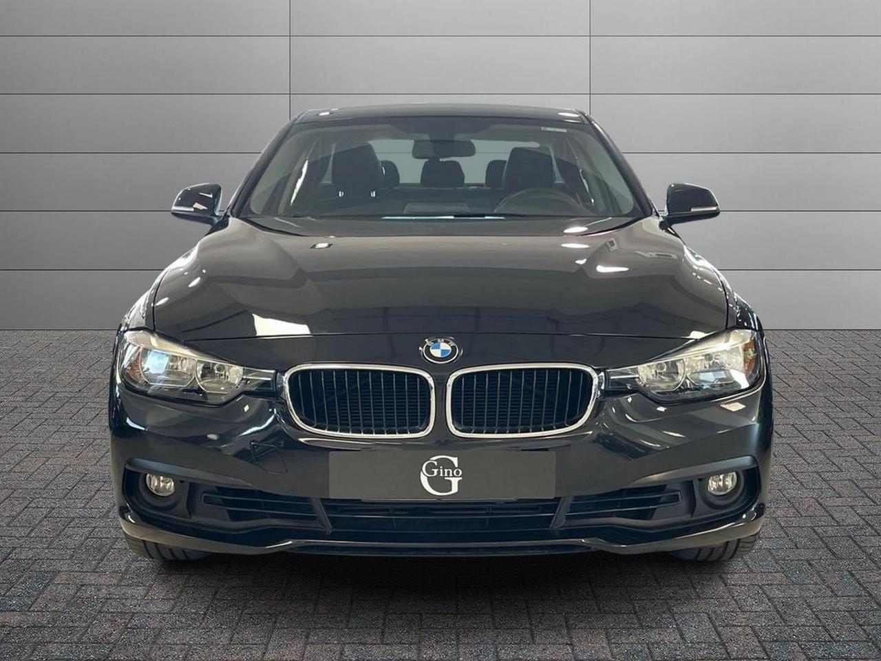 BMW Serie 3 F30 2015 Berlina - 325d 224cv