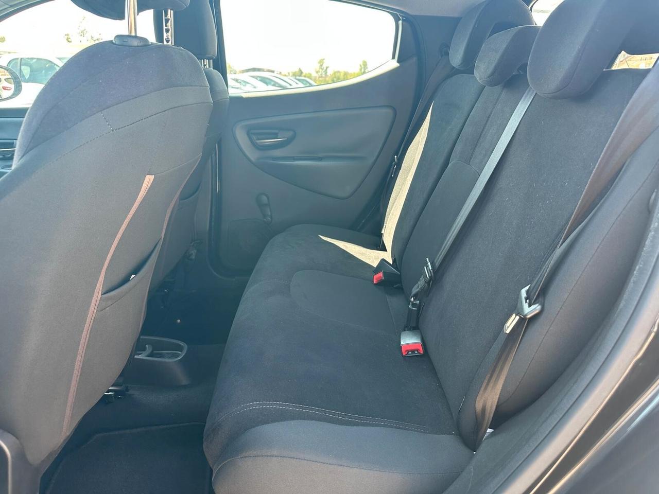 Lancia Ypsilon 1.2 Benzina