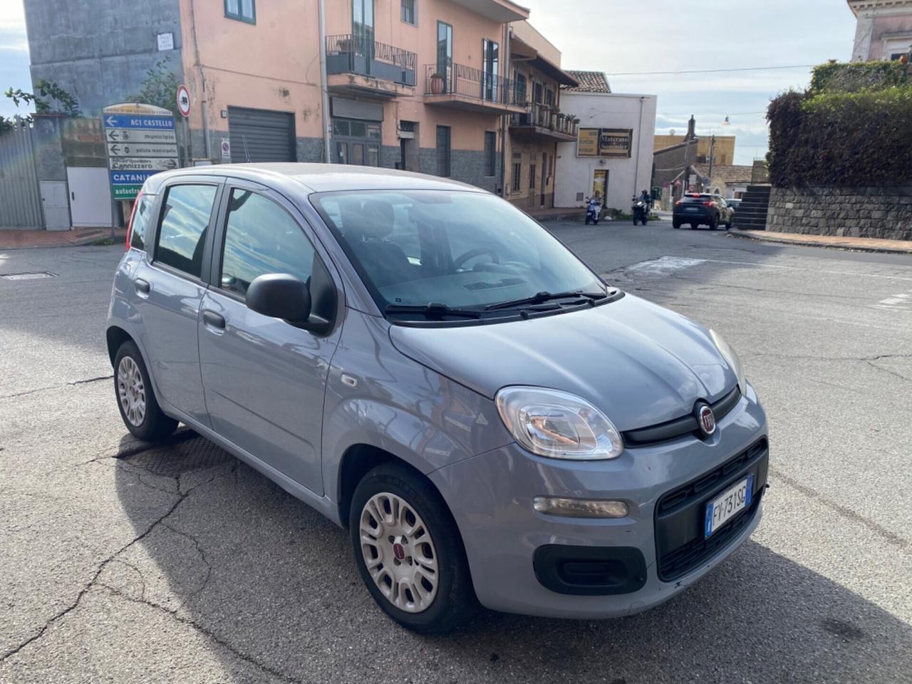 Fiat Panda 1.2 Lounge 70 cv 2019