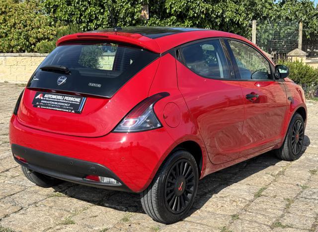 LANCIA Ypsilon 1.0 FireFly Hybrid GPL Ecochic Silver