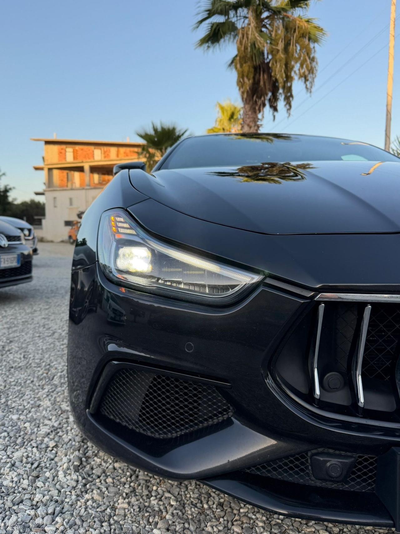 Maserati Ghibli V6 Diesel 275 CV Gransport